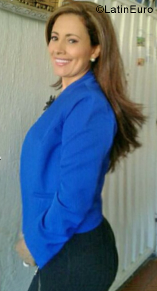 Date this exotic Colombia girl Alice from Bucaramanga CO27101