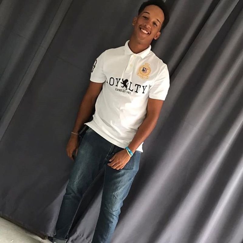 Date this georgeous Honduras man Alan nicolas from Santo Domingo HN2793