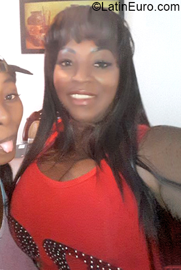 Date this nice looking Colombia girl Sara from Cali CO27330