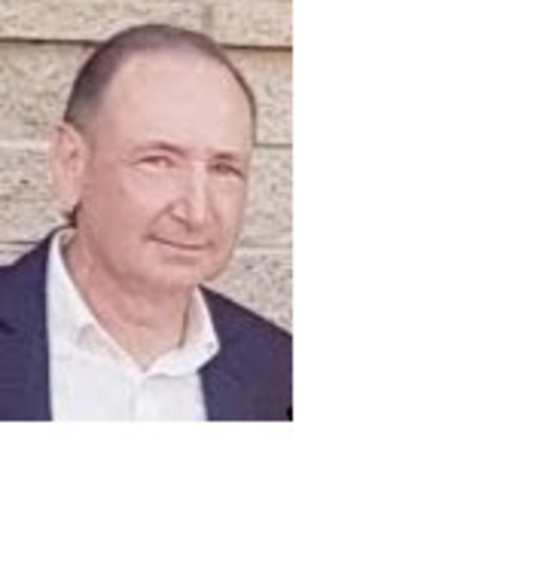 Date this fun Australia man Randall from Sydney AU340