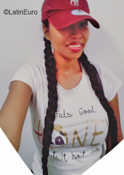 Date this athletic Panama girl Shepora from Panama City PA1201