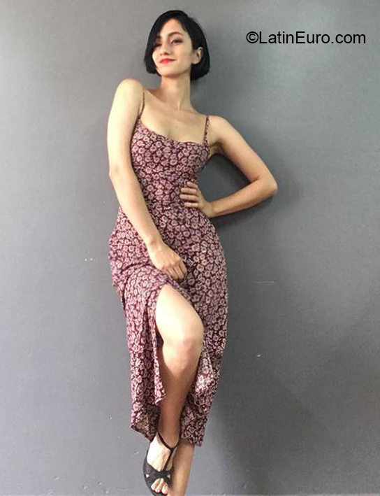 Date this attractive Mexico girl Lila from Mexico City MX1917