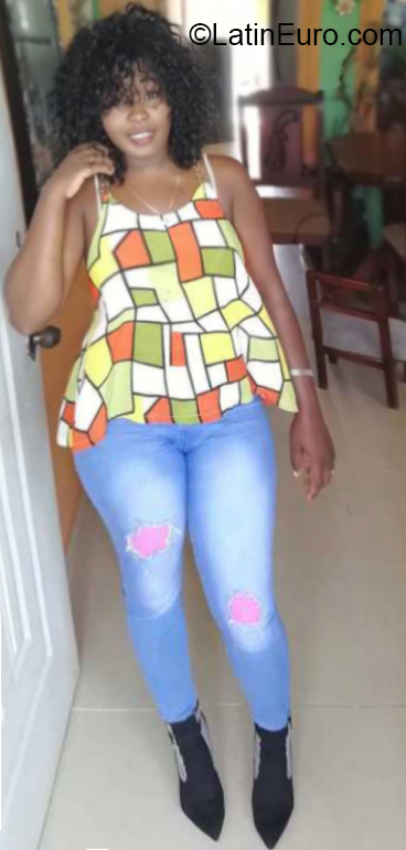 Date this delightful Dominican Republic girl Yuleisy from San Pedro De Macoris DO38371