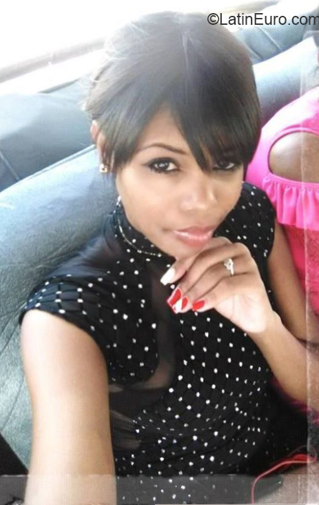 Date this cute Cuba girl Tami from Havana CU697