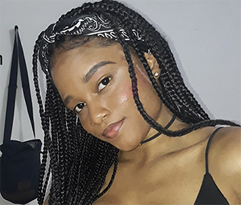 Date this sensual Colombia girl Nicol from Cali CO27895