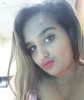 Date this hot Cuba girl Karina from Havana CU702