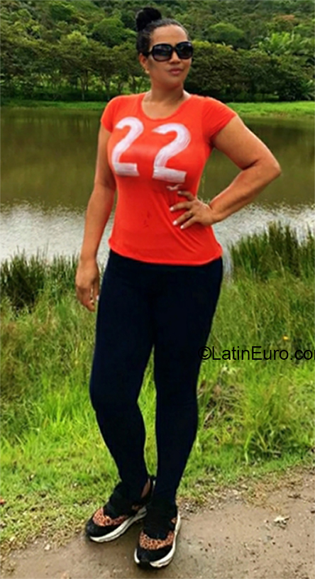 Date this cute Brazil girl Miriam from Sao Paulo BR11195