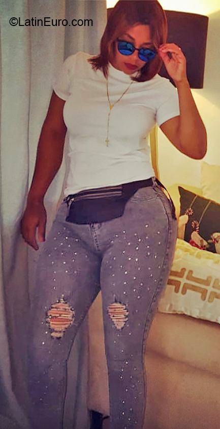 Date this tall Dominican Republic girl Marlen from La Romana DO38462