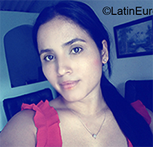 Date this pretty Colombia girl Marcela from Carepa CO28031