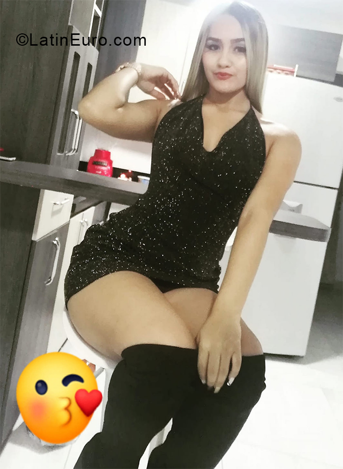 Date this funny Colombia girl Camila from Medellin CO28144