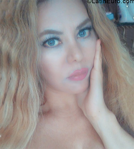 Date this hot Argentina girl Danielle from Cordoba AR488