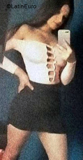 Date this sultry Colombia girl Vanessa from Bogota CO28271