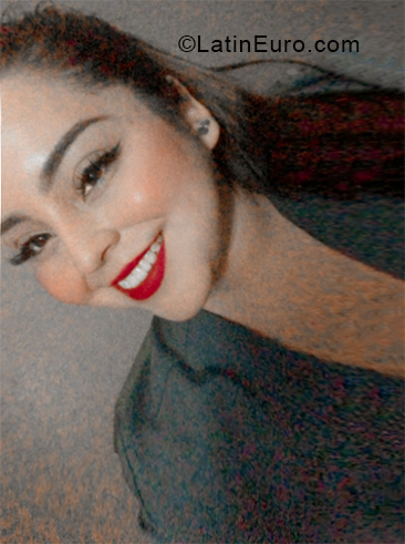 Date this georgeous Mexico girl Paola from Juárez MX2566