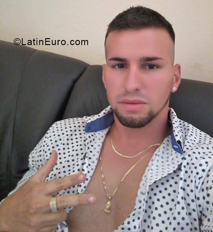 Date this passionate Chile man Angel from Lautaro CL192