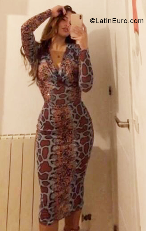 Date this exotic Spain girl Nora from Madrid ES534