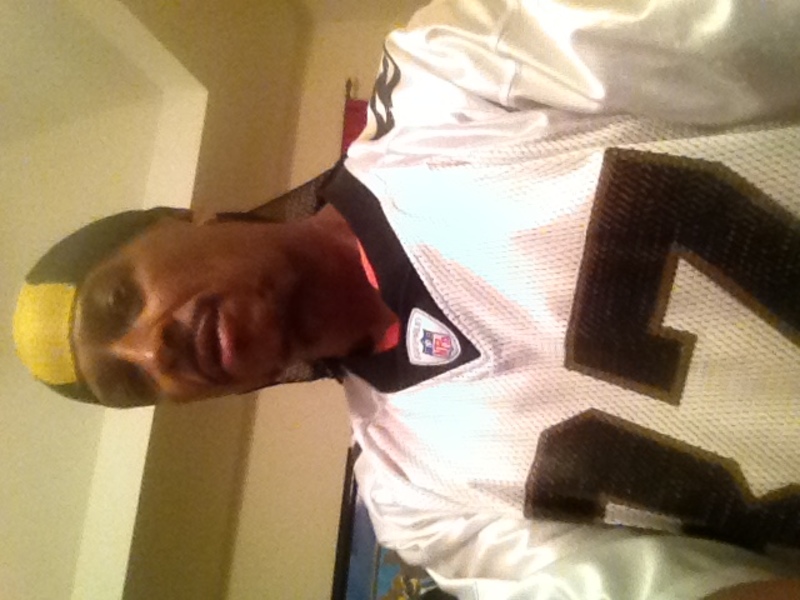 Date this foxy United States man Lkg4myqueen from Atlanta US20950