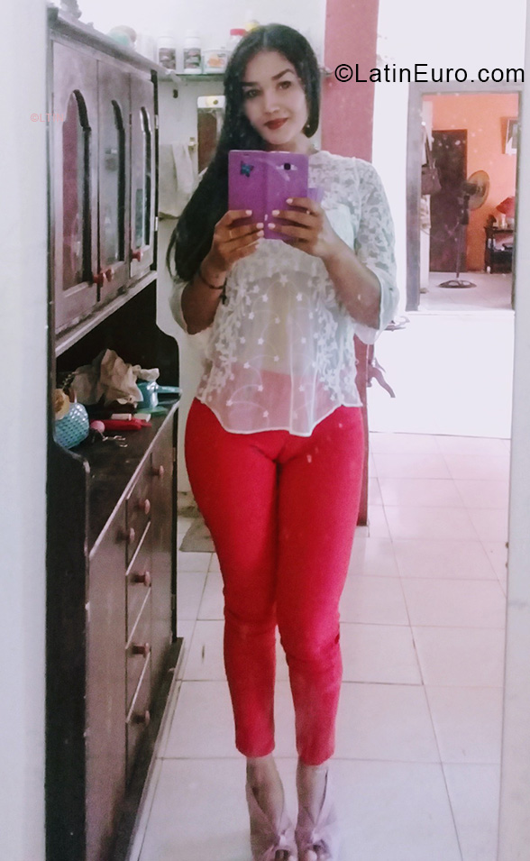 Date this young Venezuela girl Magley from San Cristobal VE3482