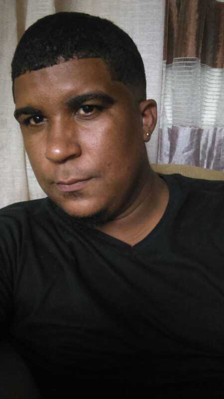 Date this passionate Puerto Rico man Alberto tori from Higuey PR220