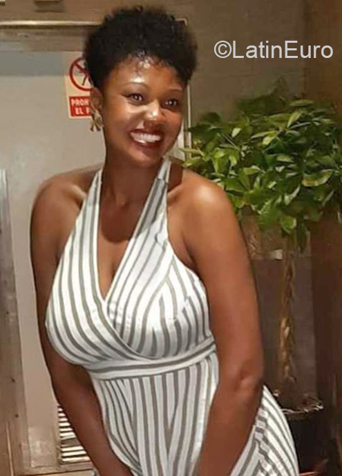 Date this gorgeous Spain girl Jahi from Palma De Mallorca ES539