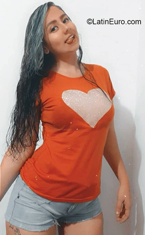 Date this charming Colombia girl Nata from Valledupar CO28591