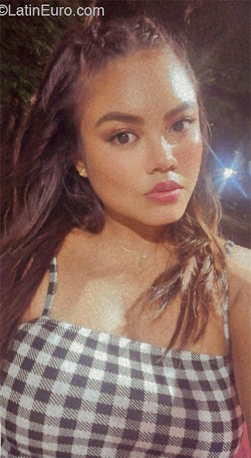 Date this pretty Panama girl Shanele from Panama City PA1220