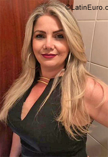 Date this pretty Brazil girl Marilza from Aracatuba BR11374