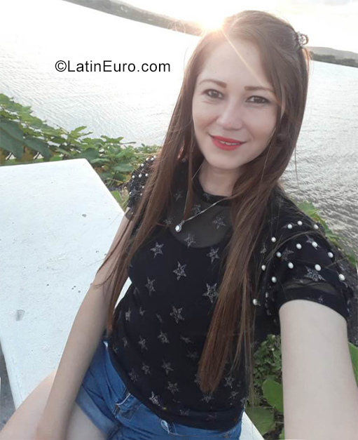 Date this cute Nicaragua girl Key from Managua NI280
