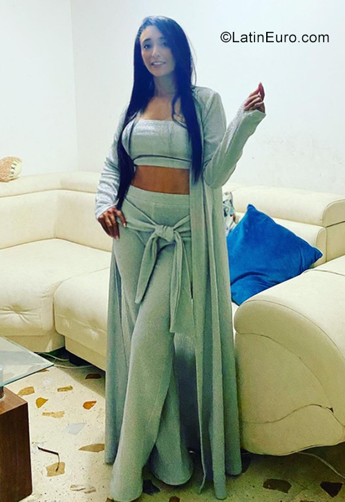 Date this stunning Colombia girl Liseth from Buenaventura CO28811