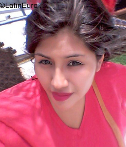 Date this stunning Peru girl Sheline from Lima PE1704
