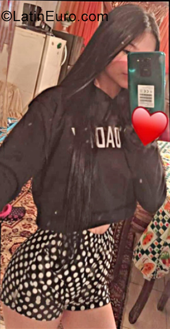 Date this funny Venezuela girl Jenifer from Bolivar VE3671