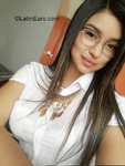 stunning Colombia girl Moni from Bogota CO29266
