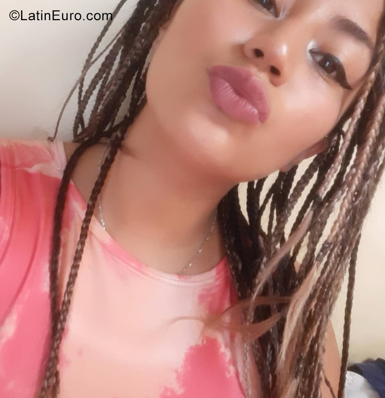 Date this cute Peru girl Geraldine from Lima PE1865
