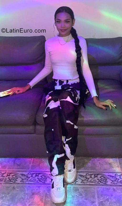 Date this tall Colombia girl Susana Martnez from Cartagena CO29301