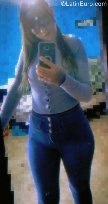 Date this sensual Mexico girl Mariana from San Luis Potosí MX2248
