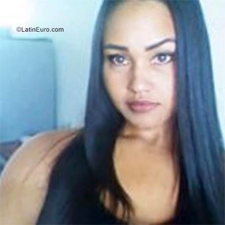 Date this fun Venezuela girl Marianna from Guarenas VE3724