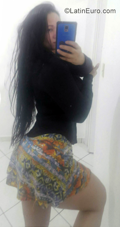 Date this cute Brazil girl Leone from Sao Paulo BR12398