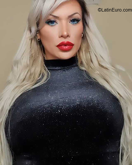 Date this young Spain girl Aline from Barcelona ES611