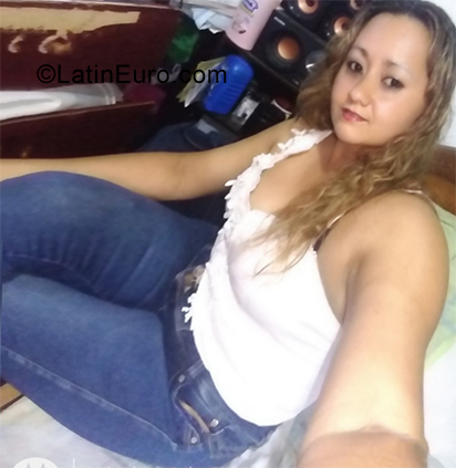 Date this passionate Colombia girl Carolina from Ibague CO29773
