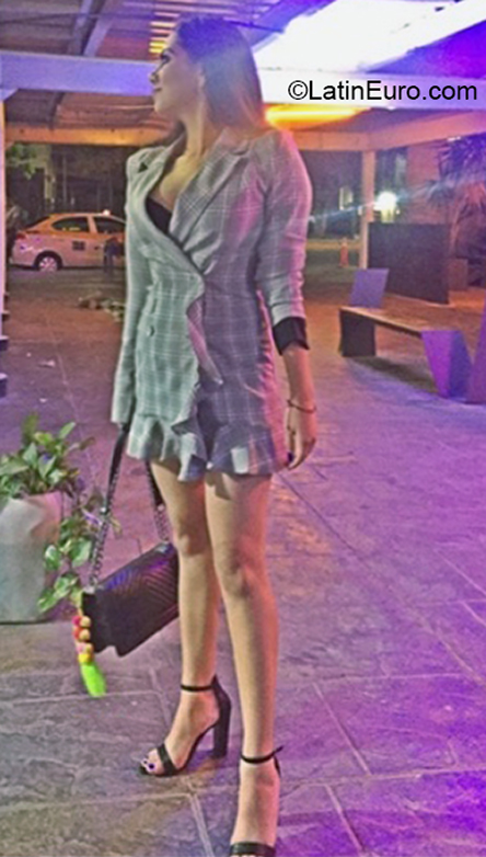Date this young Mexico girl Mary from Monterrey Nl MX2325