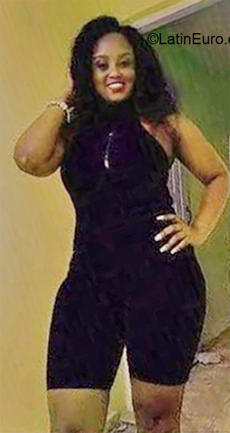 Date this gorgeous Dominican Republic girl Karen from San Pedro De Macoris DO39735