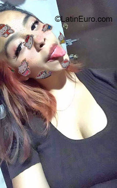 Date this fun Mexico girl Damari from Mexico City MX2403
