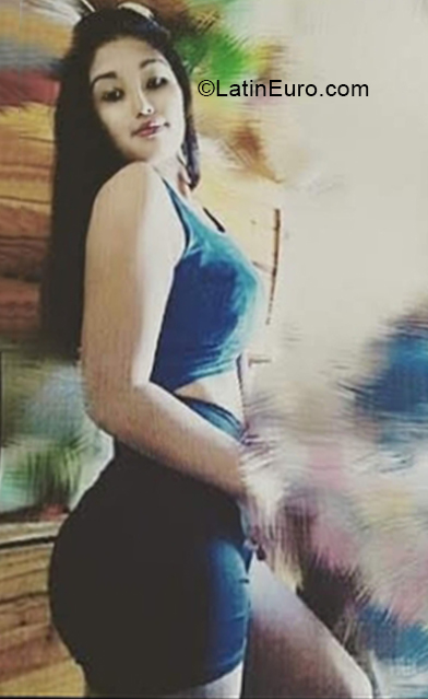 Date this delightful Argentina girl Liz from Mendoza AR747