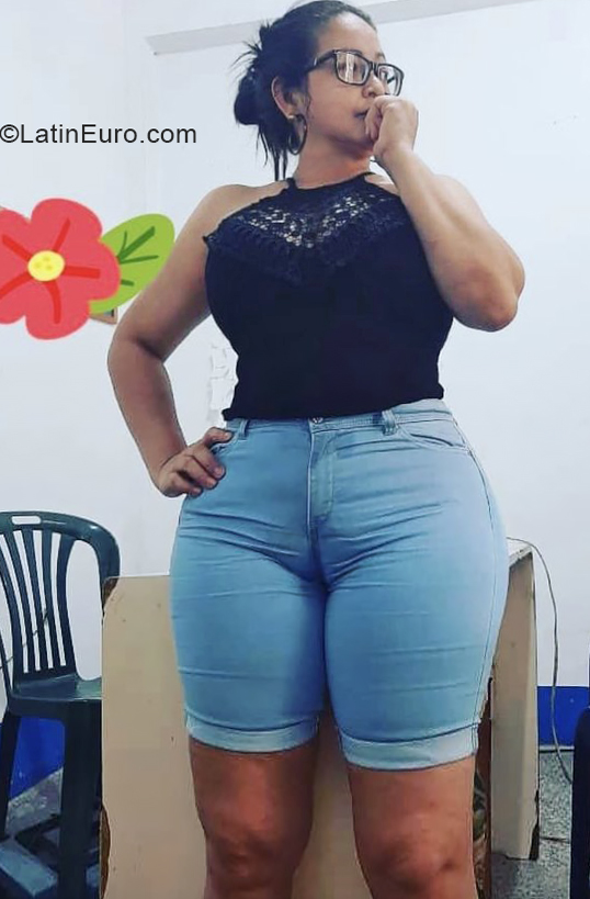 Date this exotic Colombia girl Marianny from Maracaibo CO30335