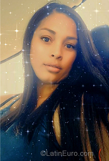 Date this sensual Dominican Republic girl Aidelisa from San Pedro De Macoris DO39876