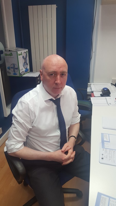 Date this cute England man Eddie from London EN115