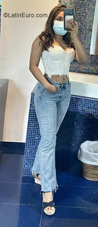 Date this funny Spain girl SEBE from  ES710