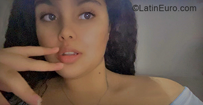 Date this funny Peru girl Fabiola from Lima PE1896