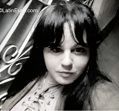 Date this funny Cuba girl Yuleimy from Cardenas CU784