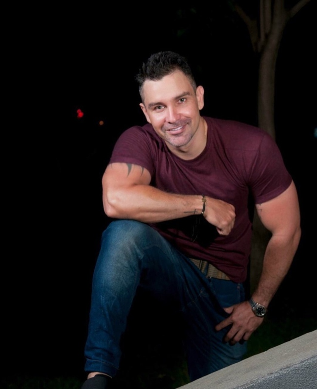 Date this stunning Colombia man Arturo from Bucaramanga CO30589