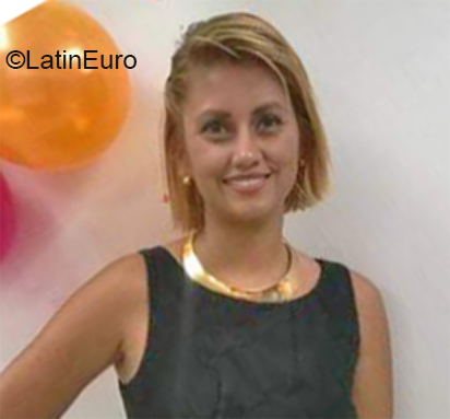 Date this pretty Costa Rica girl Maria jose from San Jose CR482